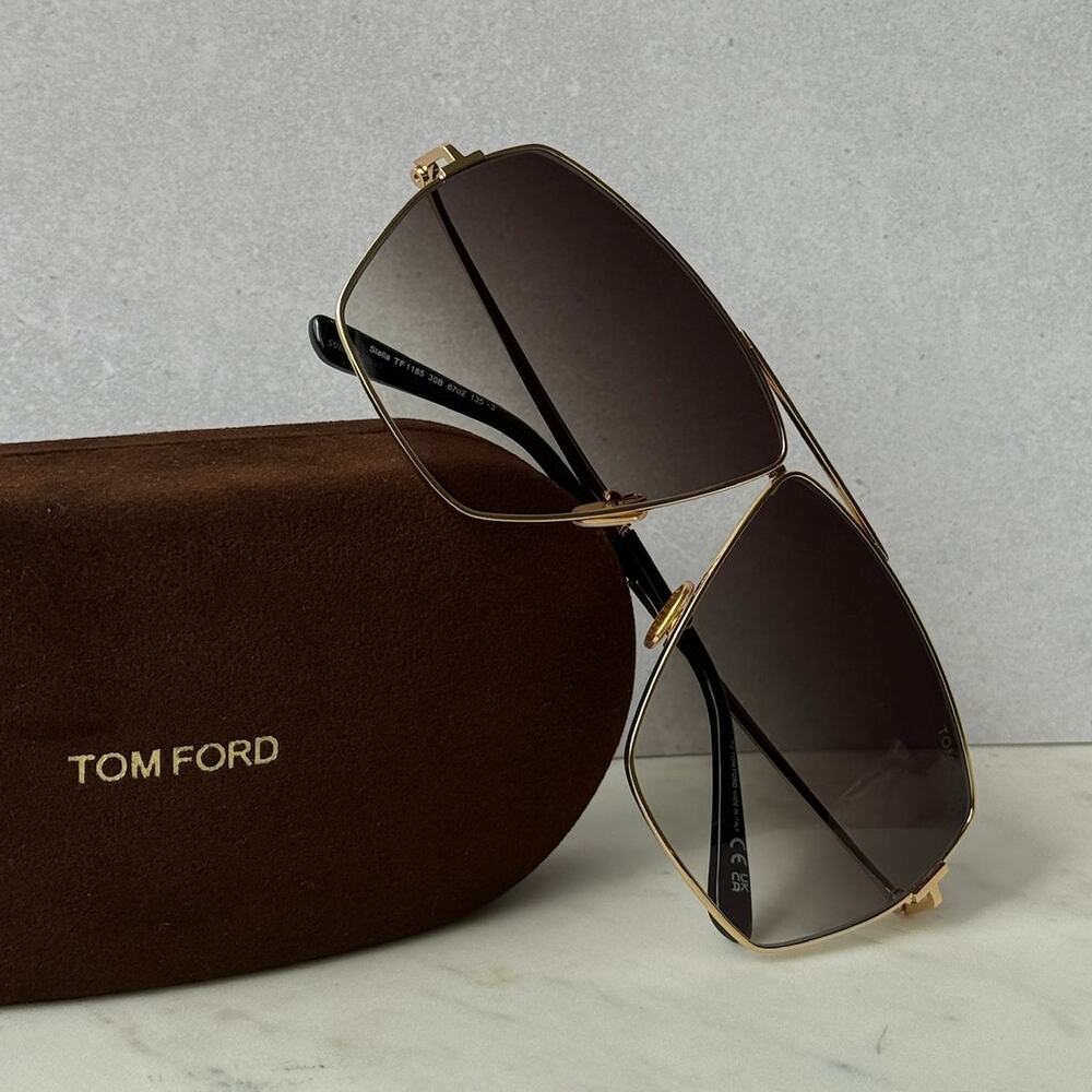 NEW Tom Ford Stella FT1185 Aviator Sunglasses in Gold $585